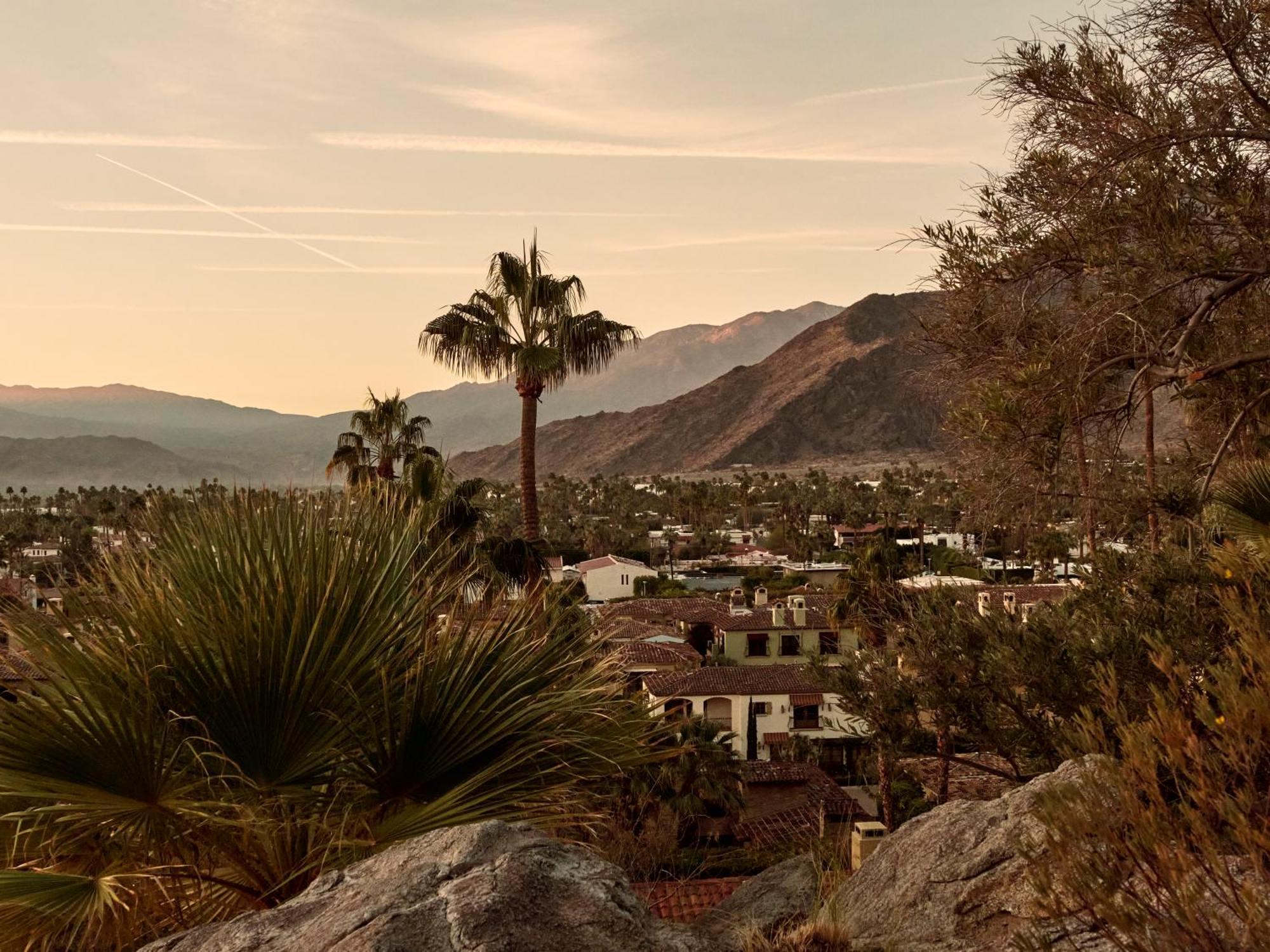 The Willows Historic Inn Palm Springs Exterior photo